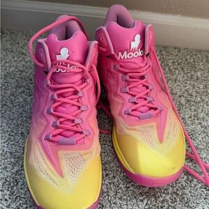 Moolah Women's Neovolt Pro v2 Basketball Shoes